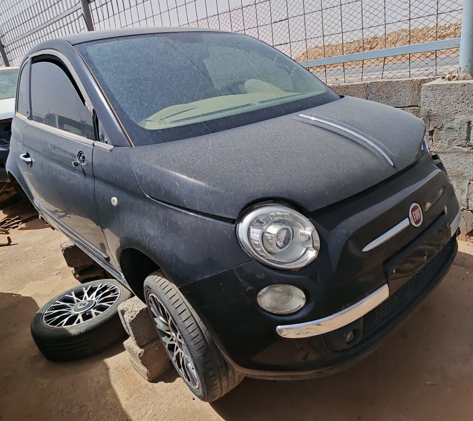 فيات 500