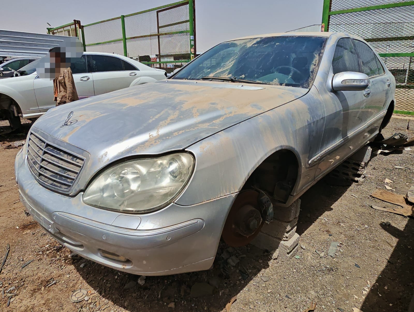 مرسيدس بنز S600